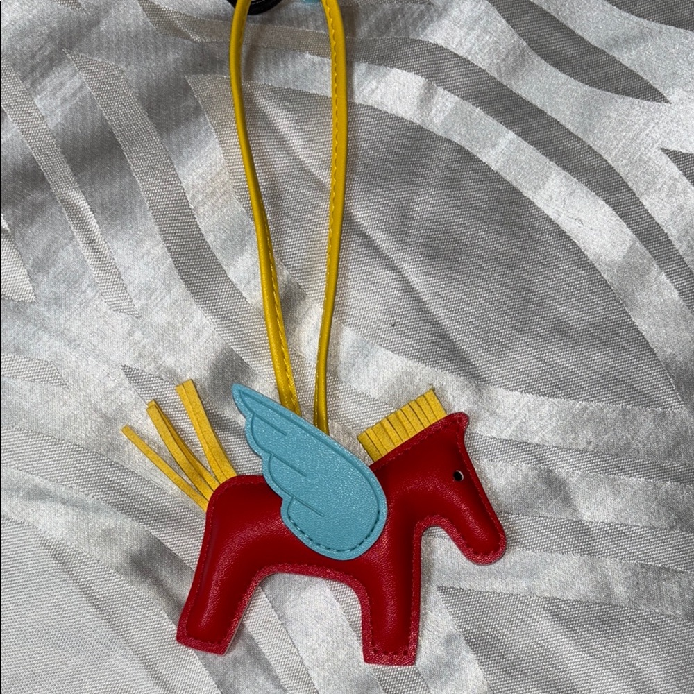 Leather Horse keychain - Picture 8 of 9